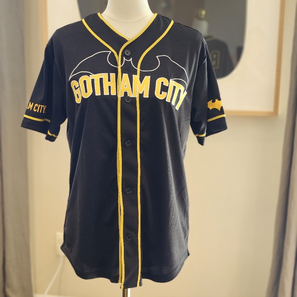 Batman Black and Yellow Logo Jersey